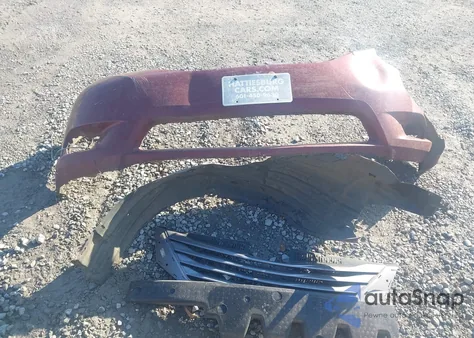 2016 Toyota Sienna Xle 8 Passenger z USA, uszkodzony, nr VIN 5TDYK3DC8GS692468